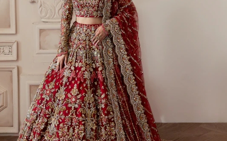 Top Trends in Pakistani Marriage Dresses for 2025 Brides