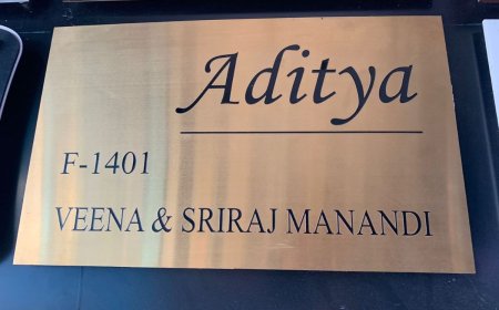 Benefits of Custom Name Board Makers for Your Store