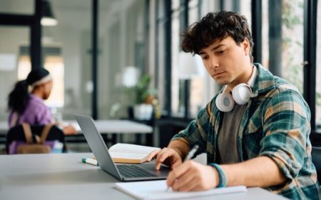 Expert Coursework Proofreading Service UK: Achieve Academic Excellence