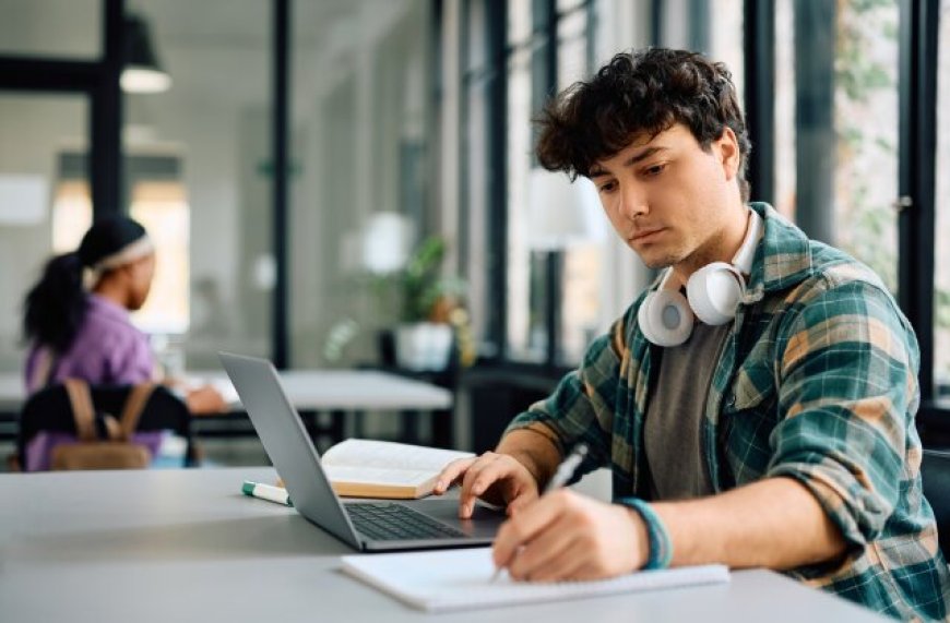 Expert Coursework Proofreading Service UK: Achieve Academic Excellence