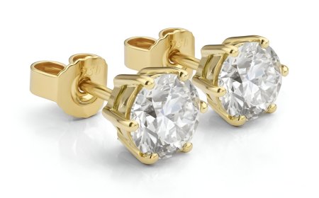 How Do Lab Grown Diamond Studs Compare to Natural Ones