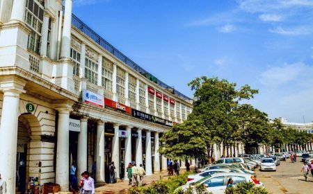 A Perfect Day in Connaught Place: From Heritage to Illusions