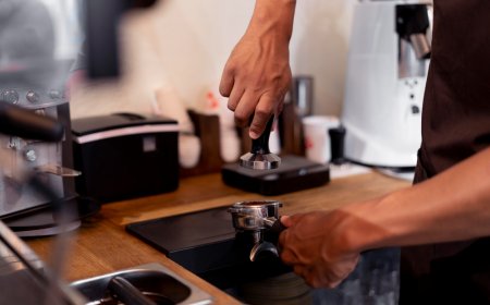 Serving Sips & Style: Lavela Coffee Bars for Hire in Miami